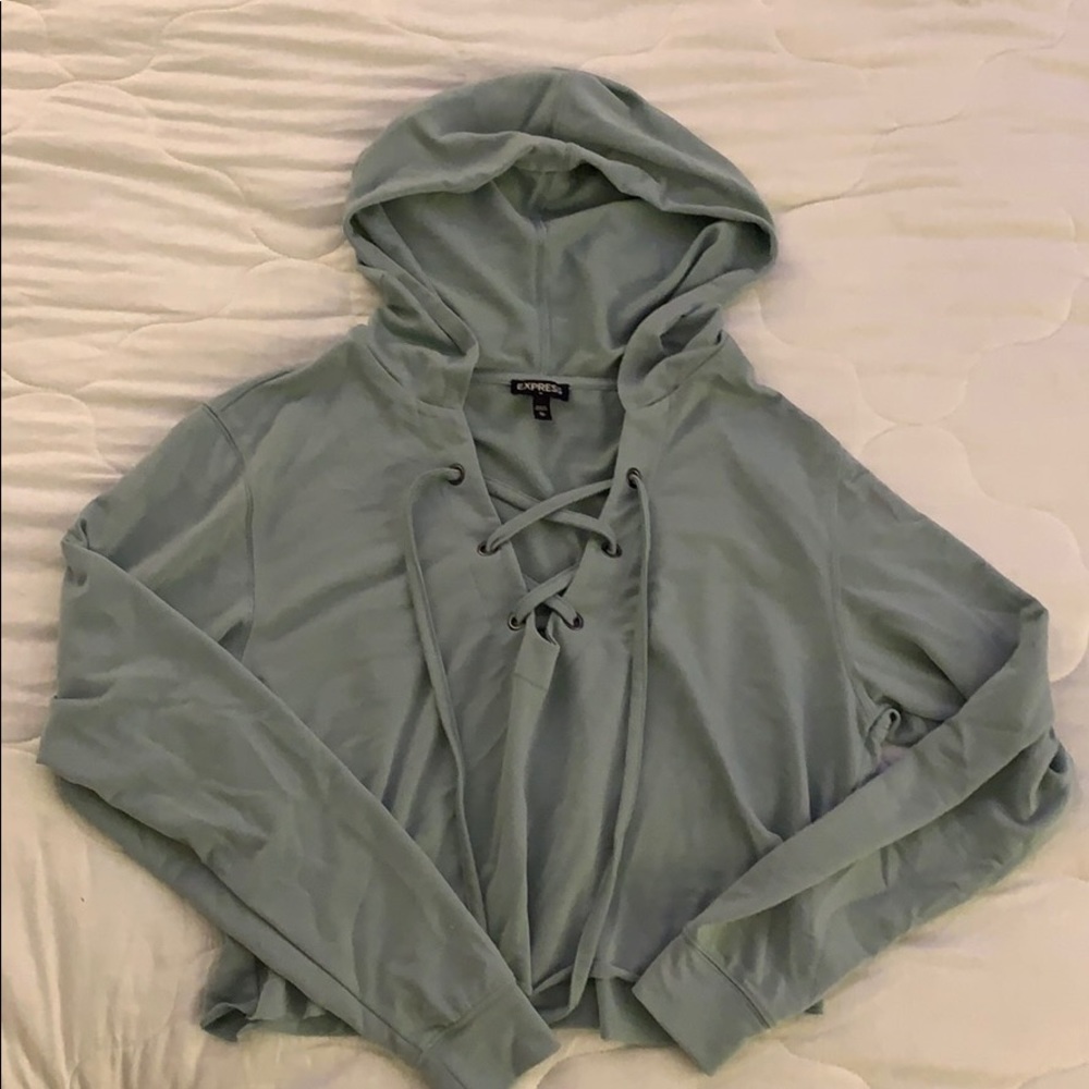 cropped hoodie